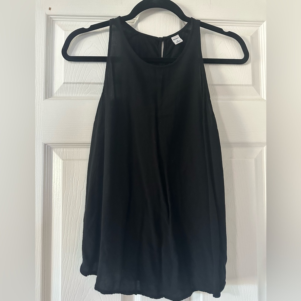 🩷 Old Navy Black Dressy Tank- Medium